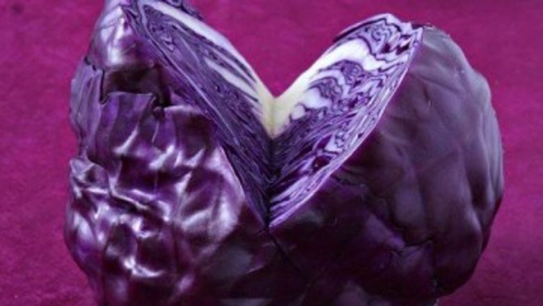 Beneficiile și proprietățile nutritive ale verzei: o comparație detaliată între varza albă și varza roșie