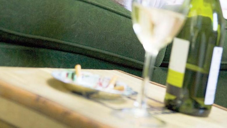 Impactul fumatului pasiv: Cum riscurile cancerului pot afecta nefumătorii care locuiesc în casele fumătorilor