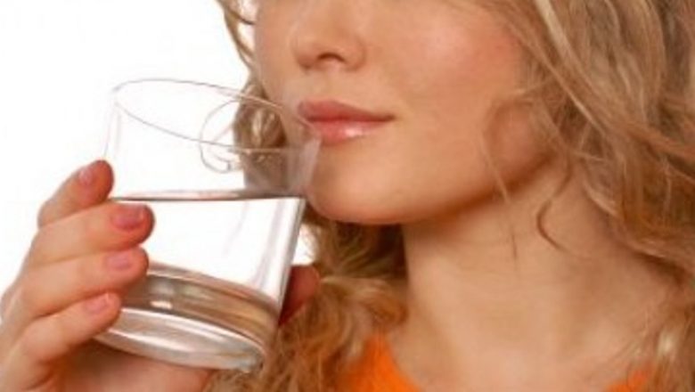 Când să nu bei apă: Ghid complet pentru o hidratare sănătoasă