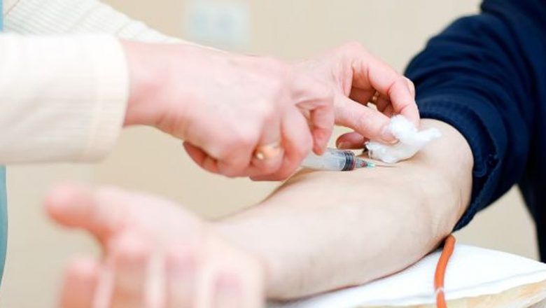 Cauzele Creșterii Colesterolului: O Analiză Detaliată a Factorilor de Risc și Implicațiilor Asupra Sănătății