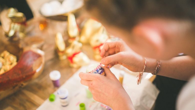 Creează Mărţişoare Handmade Împreună cu Copiii: Activități Creativ-educative pentru Primăvara aceasta