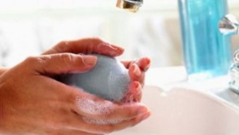 Pericolele Săpunurilor Comerciale: Cum Alegerea Greșită Poate Conduce la Probleme de Sănătate