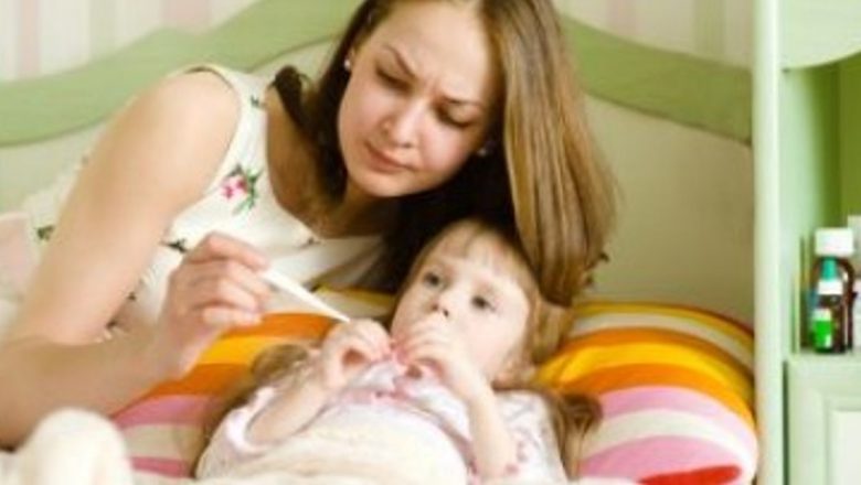 Boala gură-mână-picior: Recunoaștere, simptome și prevenție
