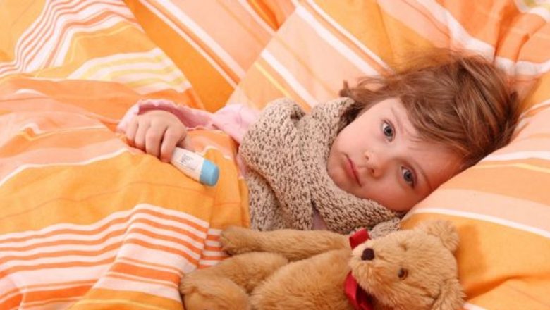 Dezvăluirea miturilor din parenting: Ce trebuie să știe toți părinții pentru o îngrijire corectă a copiilor