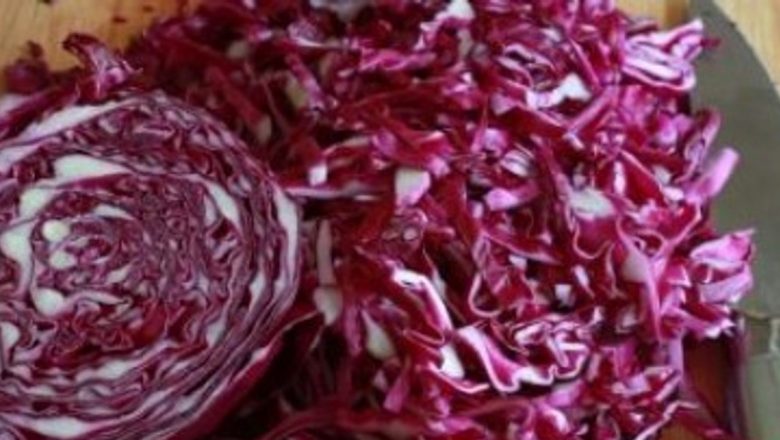 Beneficiile Varzei Roșii: Un Superaliment Împotriva Cancerului și pentru Menținerea Siluetei