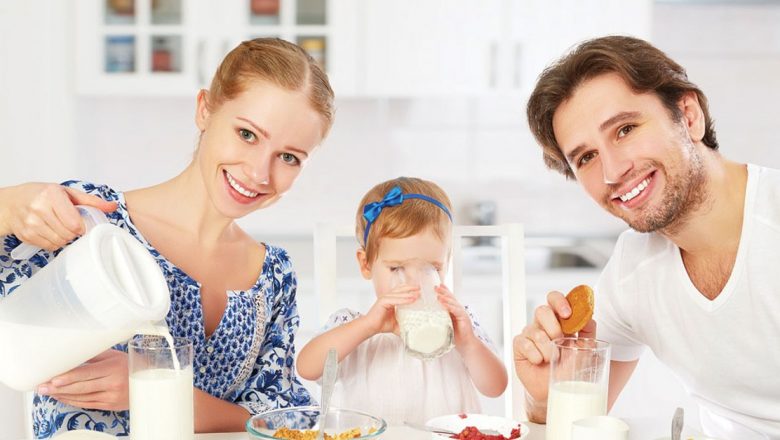 Mic-dejunul ideal: Cum alegerea alimentelor matinale ne poate transforma ziua
