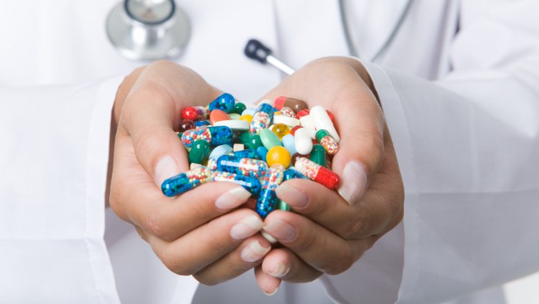 Pericolul Automedicației: Vânzarea Antibioticelor Fără Rețetă în România