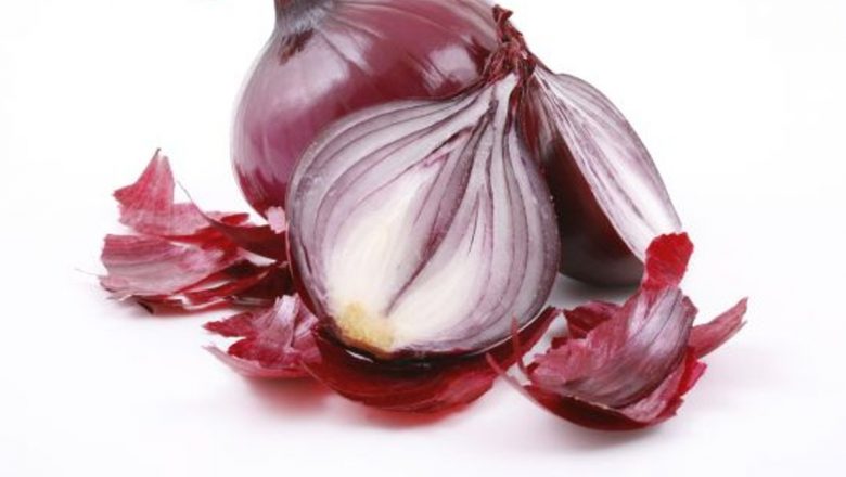 Dieta cu Ceapă: Slăbește Rapid și Sustenabil sau Pericolul Regimurilor Drastice?