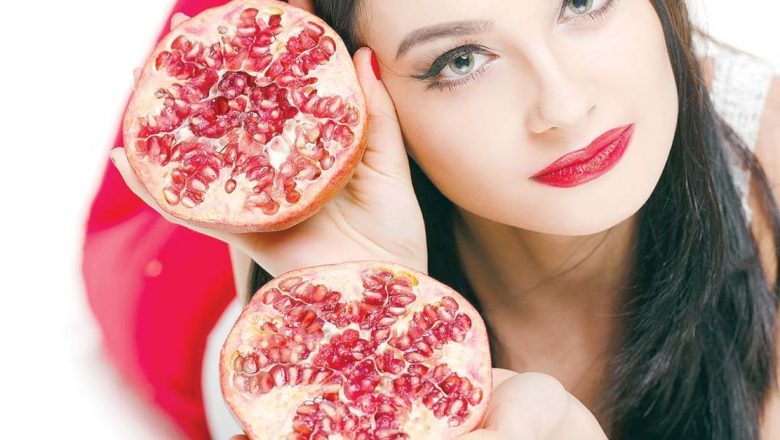 Alimentele care îți mențin pielea tânără: O analiză detaliată a beneficilor nutritive