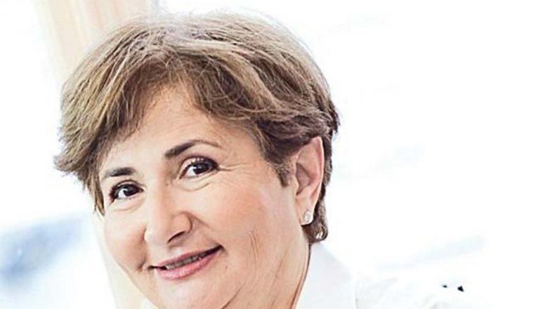 Îngrijirea pielii în preziua vacanței: Beneficiile produselor apicole și ritualurile de frumusețe pentru vară