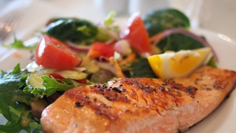 Dieta cu Pește: O Alegere Sănătoasă pentru Slăbire și Nutriție Echilibrată