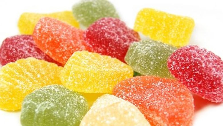 Substanțe din Gândaci în Bomboanele Colorate: O Analiză a Impactului Asupra Sănătății Consumatorilor
