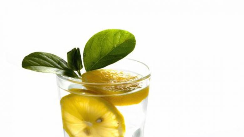 Detoxifierea Ficatului: O Analiză Detaliată a Importanței și Metodelor Naturale de Îngrijire a Organismului