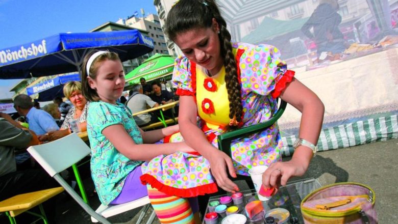 De ce este mai avantajos să fii mătușă decât mamă: O analiză detaliată