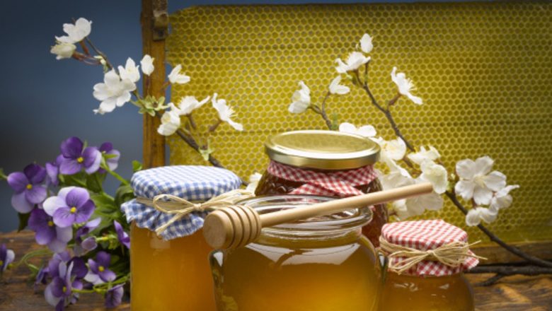 Mierea: Un Remediu Natural pentru Zece Afecțiuni Comună