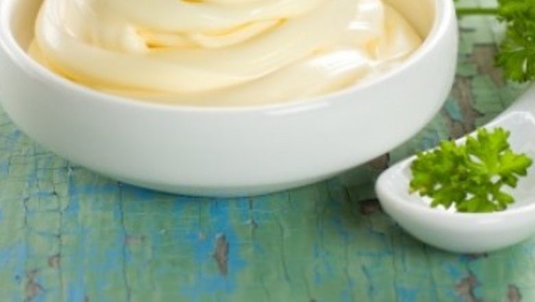 Impactul consumului de maioneză asupra sănătății: cât de mult este prea mult?