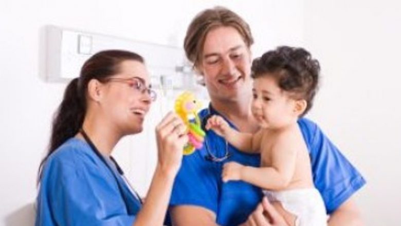 Impactul Fumatului Asupra Sănătății Copiilor: Risc Crescut de Astm pentru Cei cu Părinți Fumători
