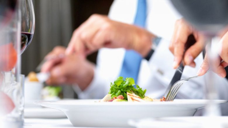 Demascarea miturilor despre metabolism: Ce trebuie să știm cu adevărat despre ratele metabolice și slăbire
