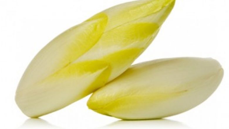 Alimentele care pot combate Alzheimerul: O analiză detaliată a rolului antioxidanților în prevenirea bolii