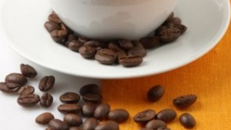 Pauzele de cafea: O strategie esențială pentru sănătatea mentală și socializarea la birou