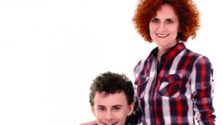 Cum să Îți Susții Adolescenții în Construirea Încrederii în Sine: Strategii și Perspective Psihologice