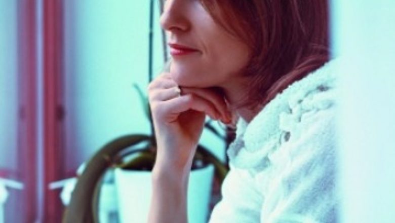 Cancerul la sân: Simptome, Diagnostice și Opțiuni de Tratament în Lumină Medicală Modernă