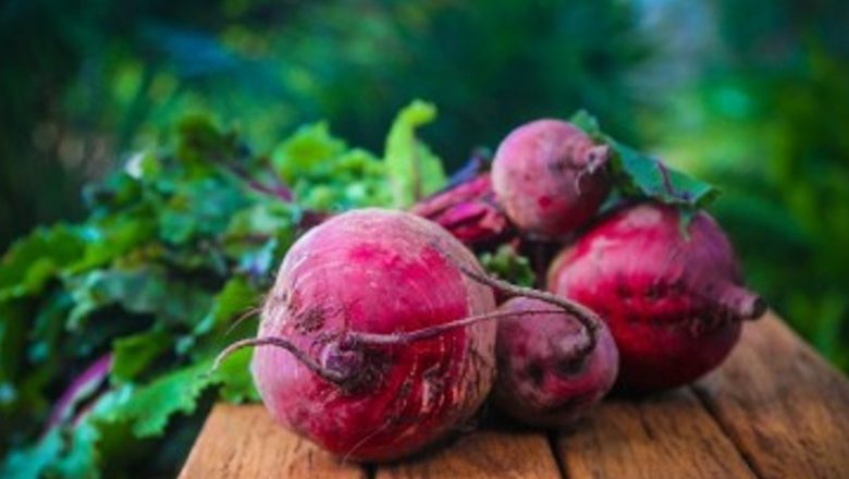 Beneficiile Sfeclei Roșii: Un Detoxifiant Natural pentru Ficatul Tău