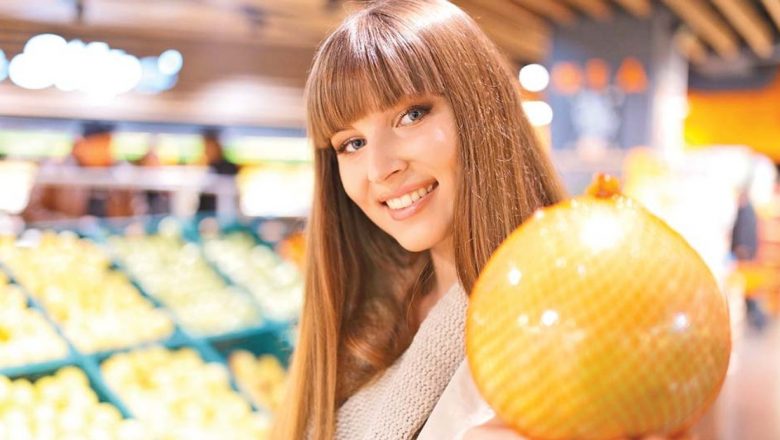 Pomelo: Fructul Minune Care Îți Menține Tinerețea și Sănătatea
