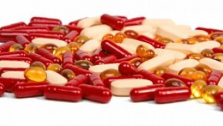 Riscurile supradozării cu vitamina C: O analiză detaliată asupra suplimentelor cu antioxidanți