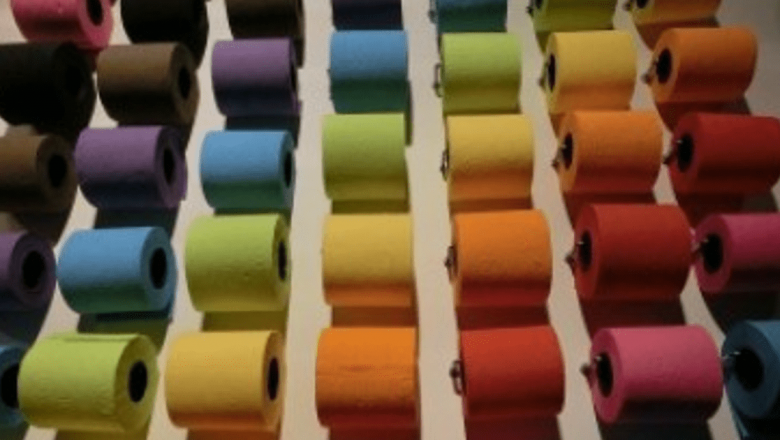 Pericolele ascunse ale hârtiei igienice parfumate și colorate: Impactul asupra sănătății feminine