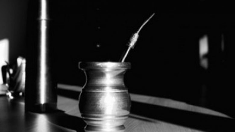 Ceaiul Mate: O Tradiție Sud-Americană cu Beneficii Majore pentru Sănătatea Cardiovasculară