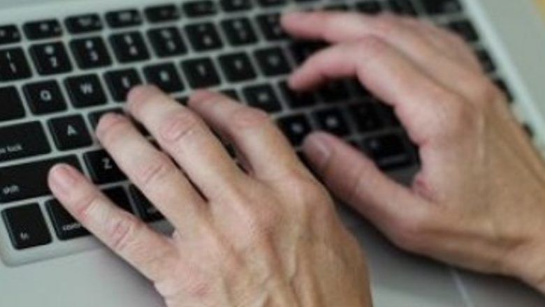 Pericolele ascunse ale tastaturii: De ce igienizarea regulată este esențială pentru sănătate