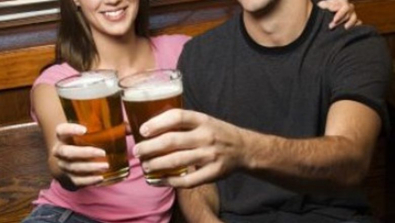 Beneficiile surprinzătoare ale berii pentru femei: O analiză detaliată