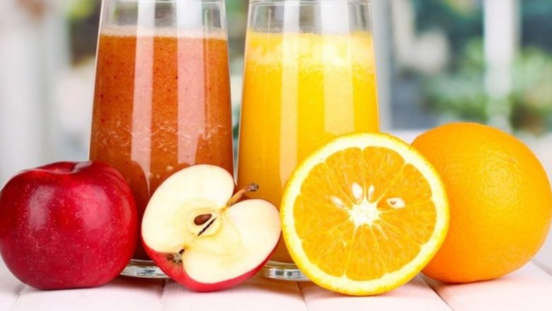Importanța Alimentației Corecte pentru Bebeluși: De ce Sucurile de Fructe sunt Interzise în Primul An de Viață