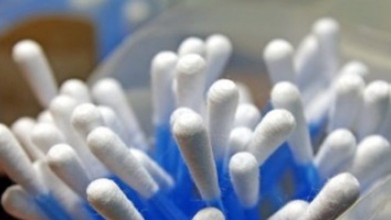 Ghid complet pentru igiena urechii: Mituri, recomandări și riscuri