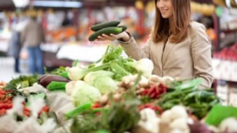 Ghidul Esențial pentru Cumpărături: Ce Să ții Cont atunci Când Alegi Alimentele