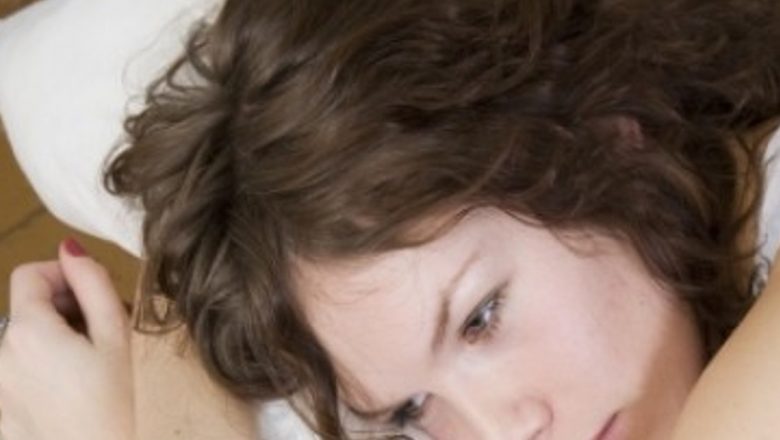 Strategii Eficiente pentru un Somn Odihnitor pe Căldură: Cum Să Facem Față Caniculei