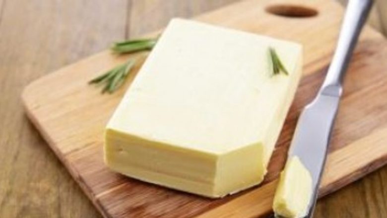 Margarina: Beneficii și Riscuri în Dieta Modernă