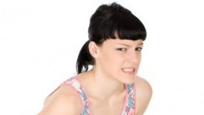 Puterea condimentelor în combaterea crampelor menstruale: Mărar, ananas și mentă