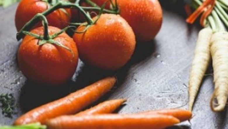 Cum să Te Protejezi de Pesticidele din Fructe și Legume: Ghid Practic pentru o Alimentație Sănătoasă