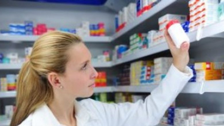 Automedicația în România: O Provocare pentru Sănătatea Publică și Necesitatea Educației Medicale