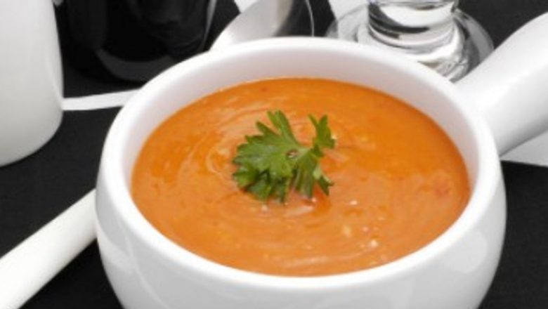 Supa care îți întărește imunitatea: O analiză a ingredientelor și beneficiilor