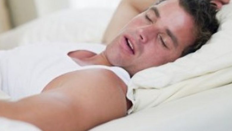 Sforăitul: Un Semnal Alarmant pentru Apneea Obstructivă și Implicațiile Sale Asupra Sănătății