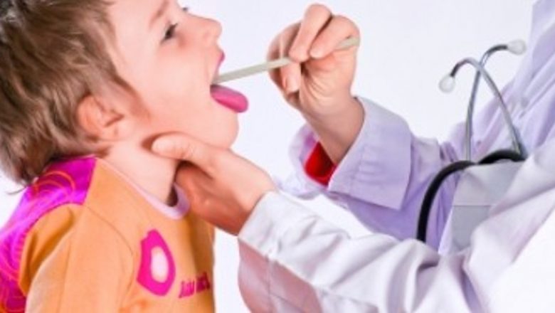 Herpangina la copii: Înțelegerea, prevenirea și gestionarea acestei afecțiuni frecvente