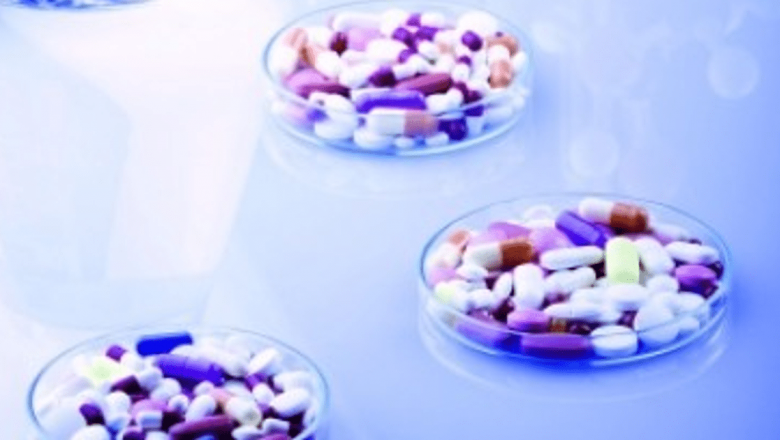 Evoluția și Impactul Medicamentelor: De la Tratamentele Traditionale la Inovațiile Moderne