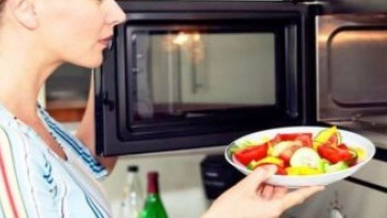 Alimentele care devin toxice prin reîncălzire: Ce trebuie să știm pentru a ne proteja sănătatea