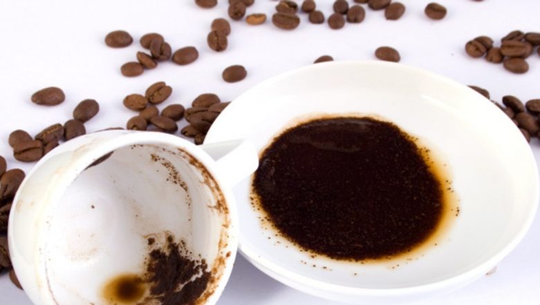 Beneficiile Cafeinei: Cum Zațul de Cafea Poate Reduce Cearcănele și Îmbunătăți Aspectul Tenului