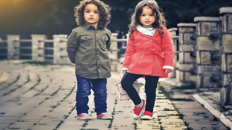 Diferența de Vârstă Ideală dintre Frați: O Analiză Profundă a Impactului Asupra Familiei