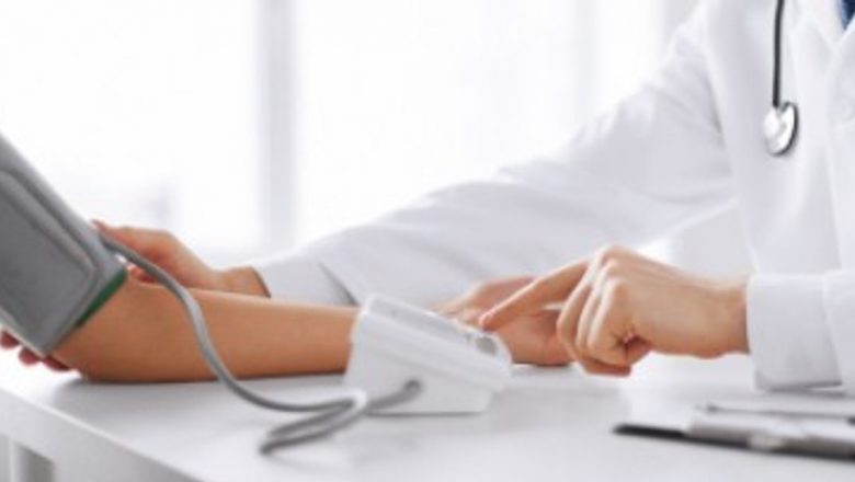 Alimentele care pot crește tensiunea arterială: O analiză detaliată