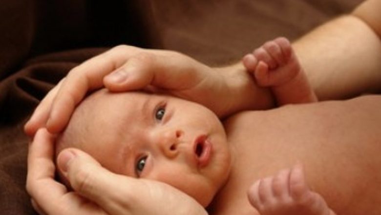 Semnele de alarmă în sănătatea copiilor: Ce trebuie să știm despre alunițe, căderea părului, sforăit și sete excesivă